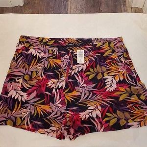 Torrid floral shorts